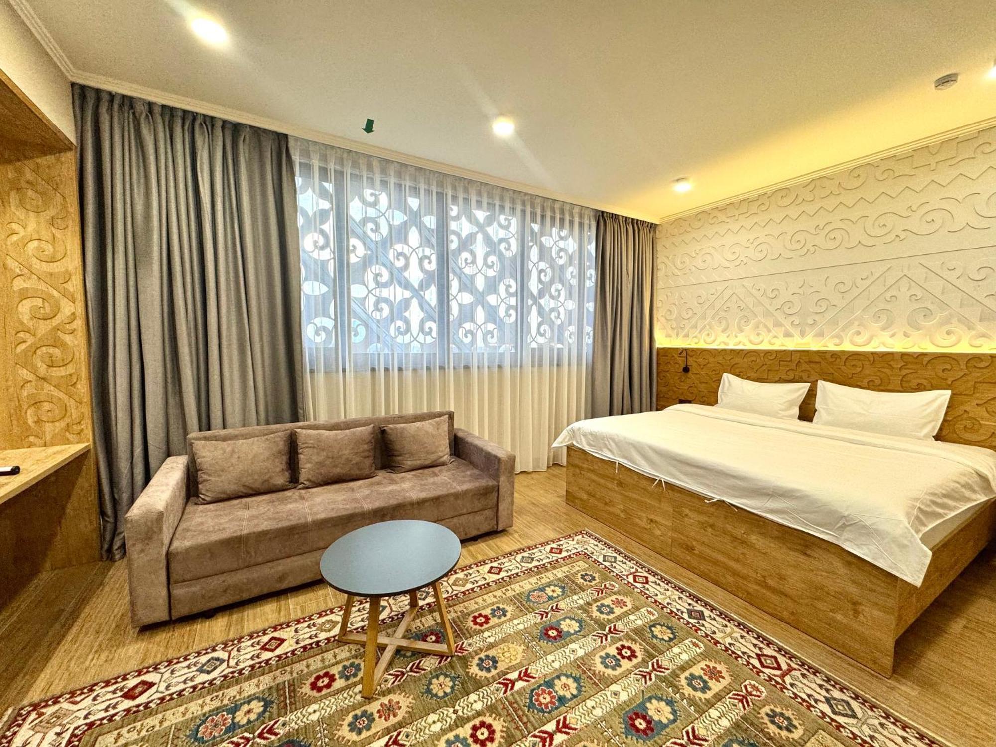 Dami Almaty Hotel Exterior photo